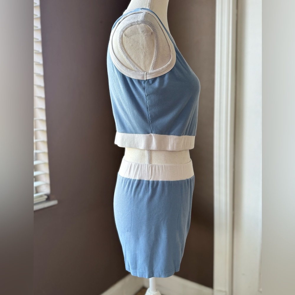 Powder Blue Lounge Set - Picture 2 of 10